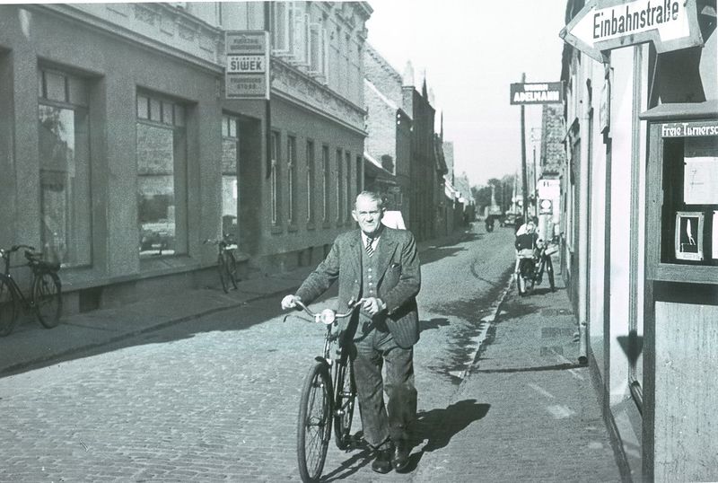 Datei:Kleine Mühlenstraße 1954 01.jpg