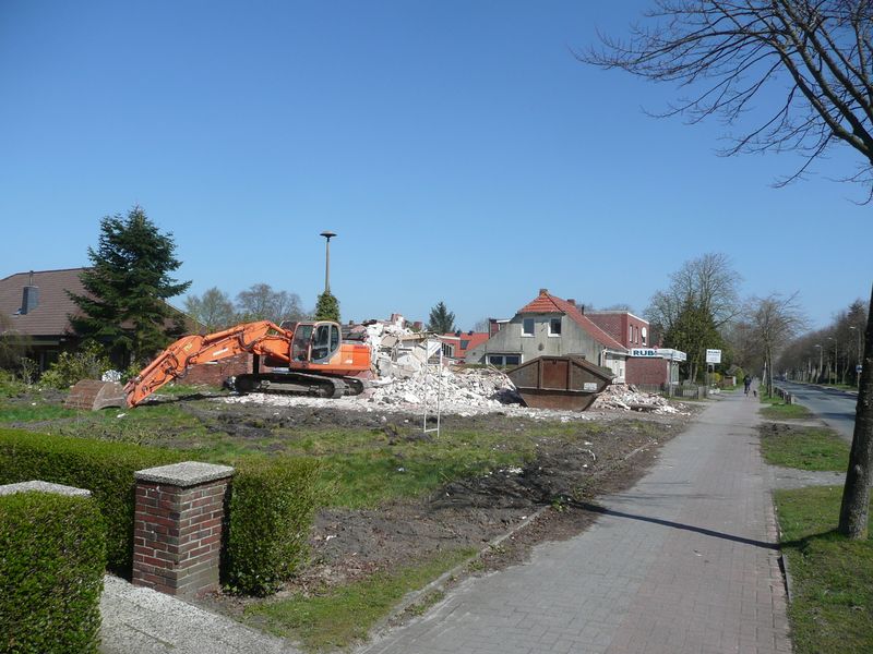 Datei:Heerstraße 15 - 09042017.jpg
