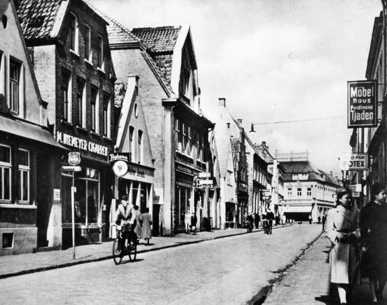 Datei:Neuer Weg um 1950 01.jpg