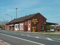 Das Hauptgebäude des Bahnhofs - Aufnahme vom 4. Mai 2003.