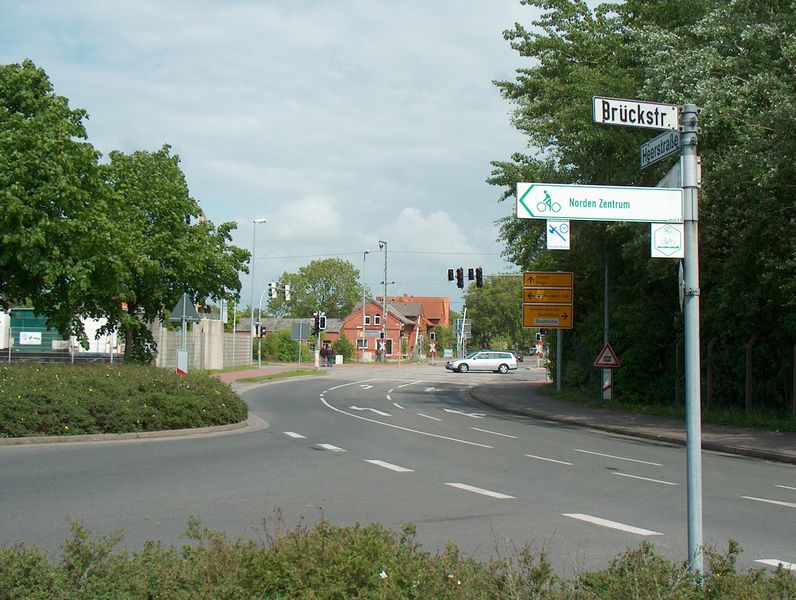 Datei:Brückstraße - 21042003.jpg