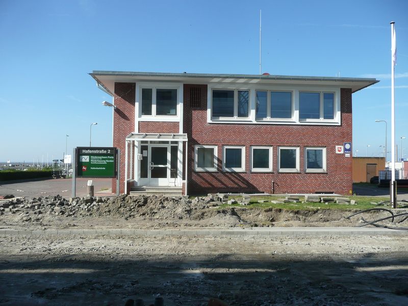 Datei:Hafenamt - 25092016.jpg