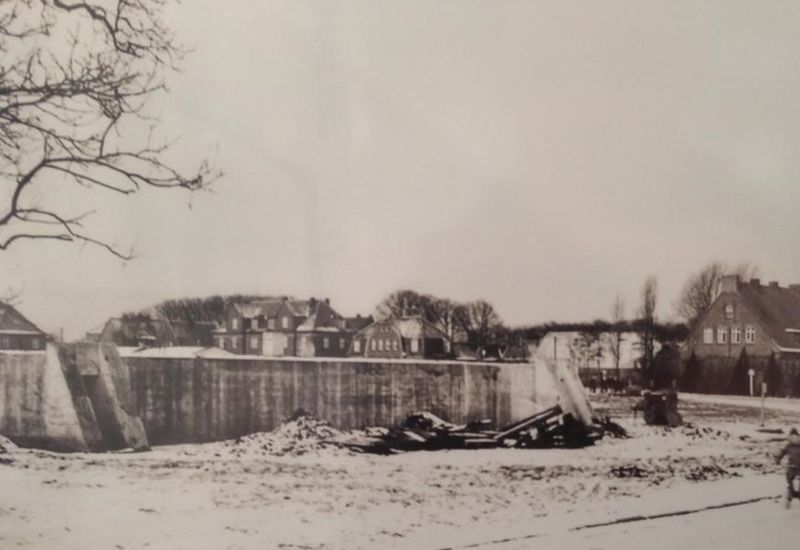 Datei:Schulstraße Bunker um 1945 01.jpg