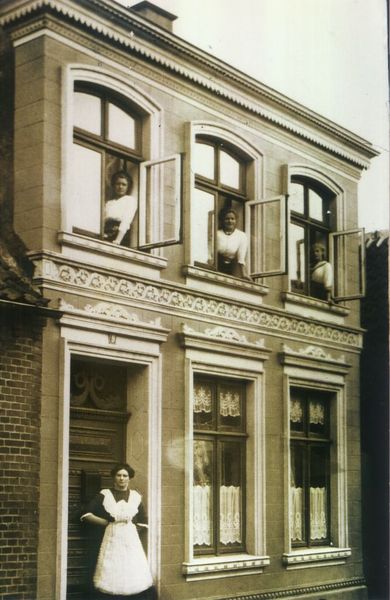 Datei:Heringstraße 9 um 1915 01.jpg