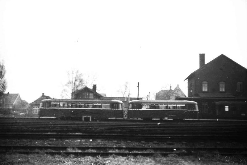Datei:Bahnhofstraße Bahnhof 1953 01.jpg