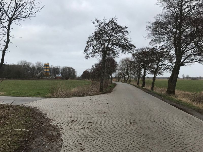 Datei:Ekeler Weg 15032021 01.jpg