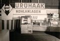 Auf einer Ostfriesland-Ausstellung in den 1950er Jahren.