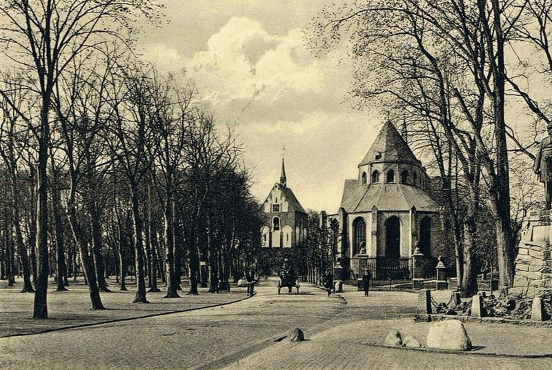 Datei:Am Markt Marktplatz Ludgerikirche Bismarck um 1910 01.jpg