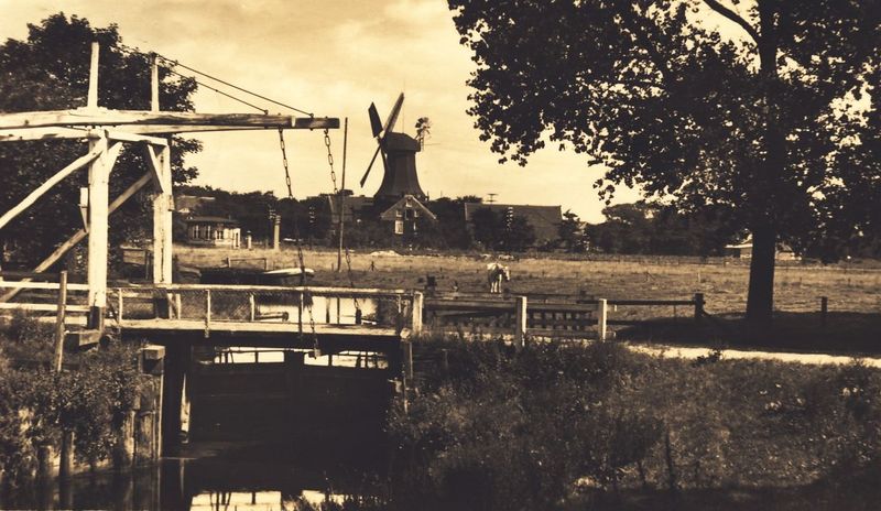 Datei:Neuer Weg In der Gnurre Berumerfehnkanal Klappbrücke Ölmühle 1938 01.jpg