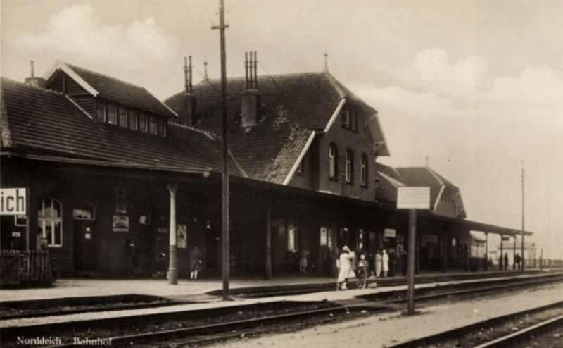 Datei:Norddeicher Bahnhof Norddeich um 1920 02.jpg