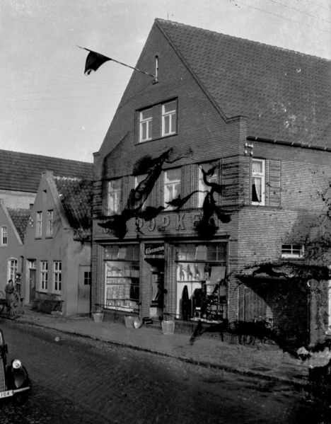 Datei:Brückstraße C E Popken um 1940 01.jpg