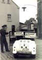 Ein geschmückter Doornkaat-Wagen bei der 150-Jahrfeier des Betriebs (1956).
