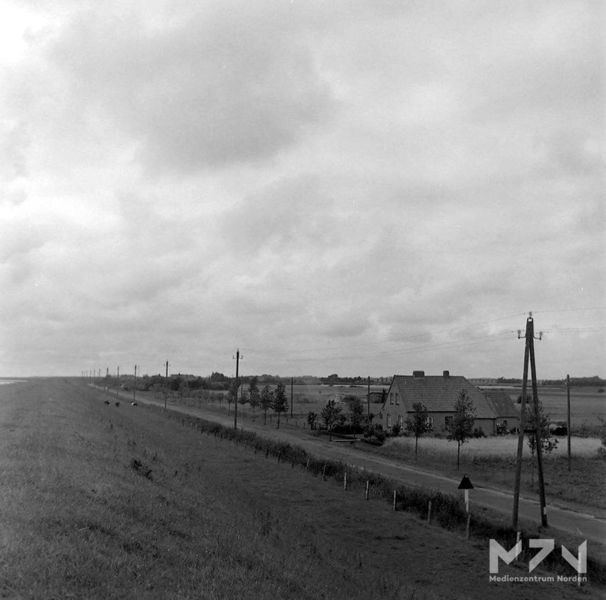 Datei:Neuwesteel um 1935 (0104160) MZ.jpg