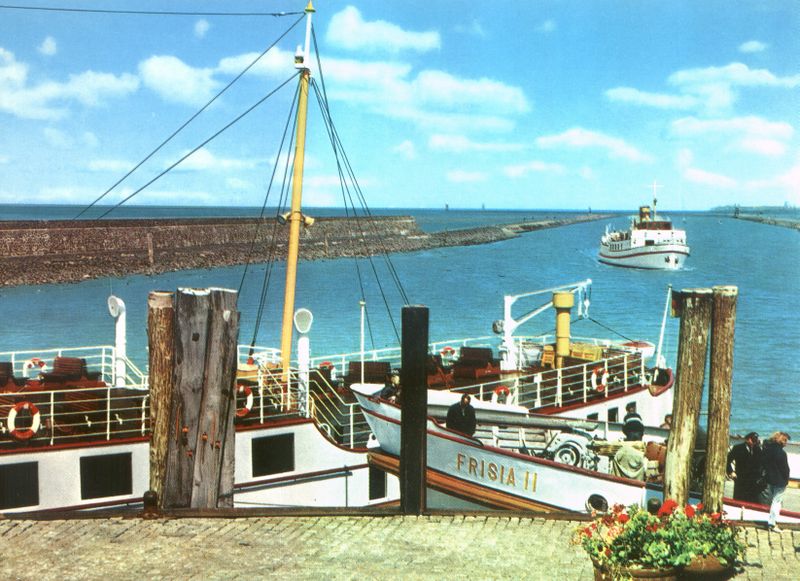 Datei:Norddeich Mole Hafen um 1970 01.jpg