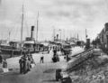 Trubel am Hafen (um 1900).