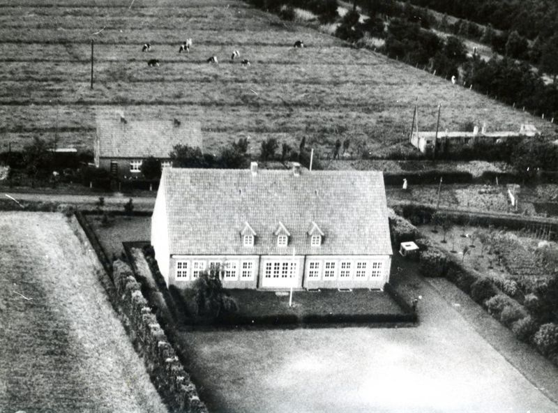Datei:Nadörster Schule 1952 02.jpg