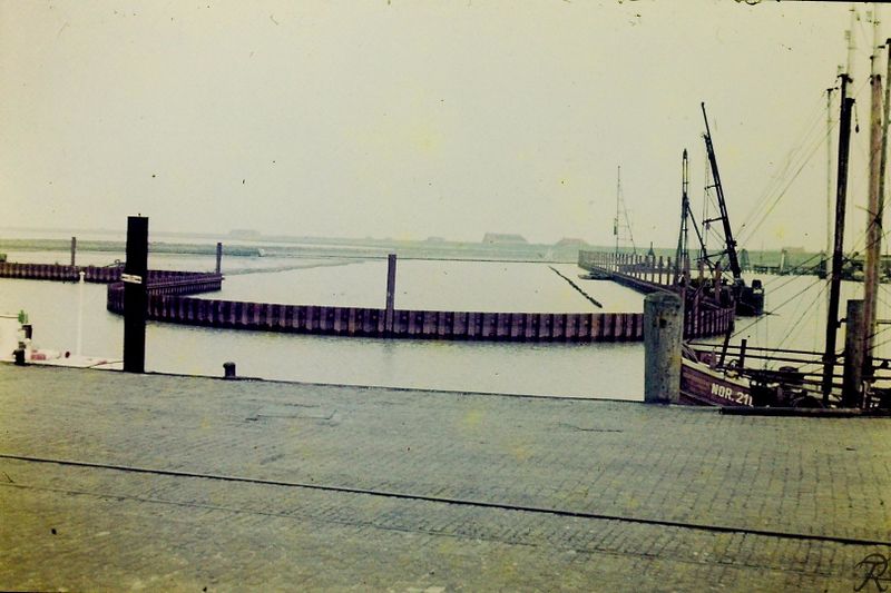 Datei:Norddeich Osthafen Bau 02 1961 01.jpg